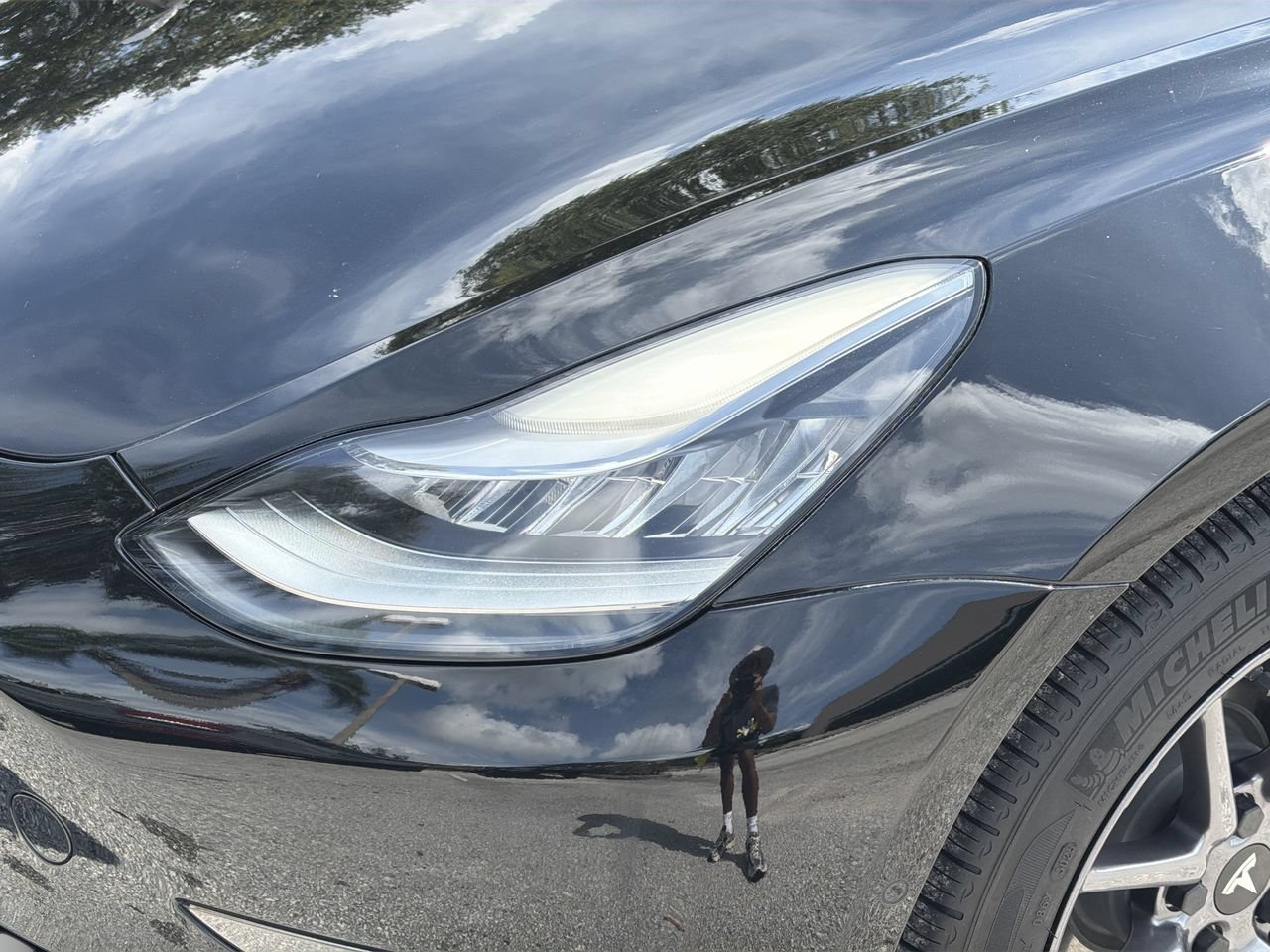 Used 2018 Black Tesla Long Range image 6