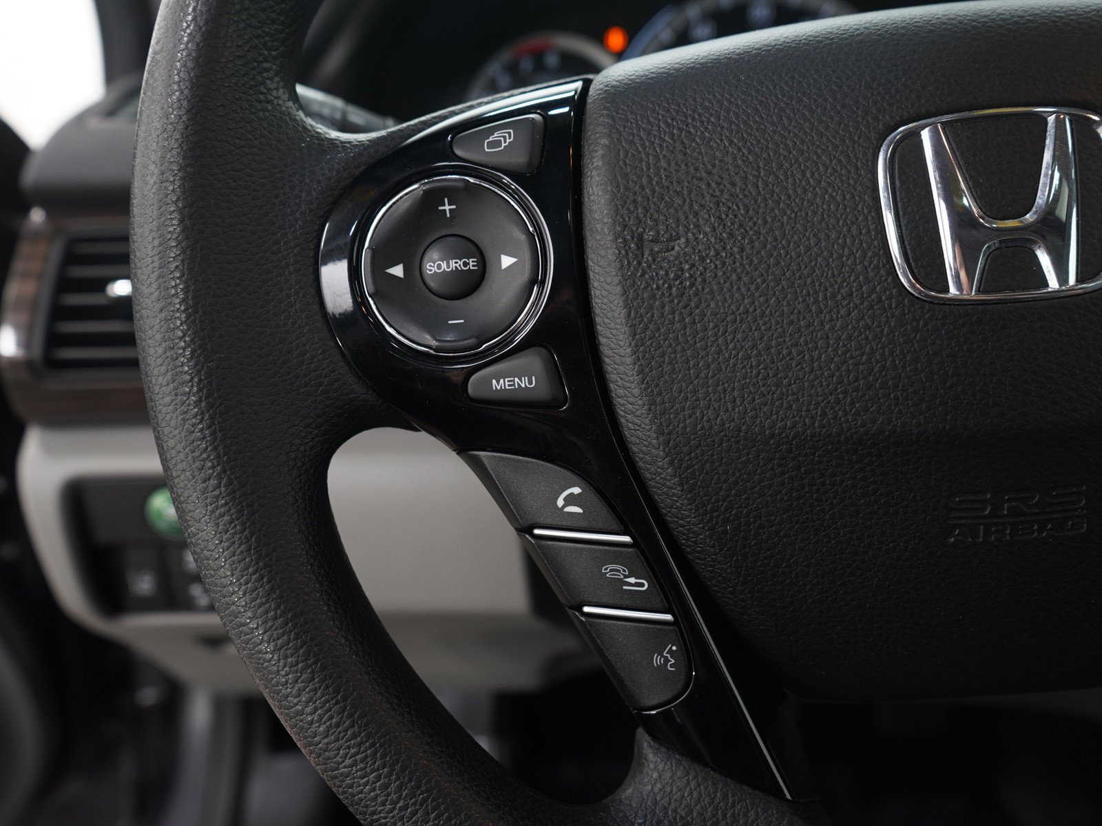 Used 2016  Honda 4dr I4 CVT EX w/Honda Sensing image 26