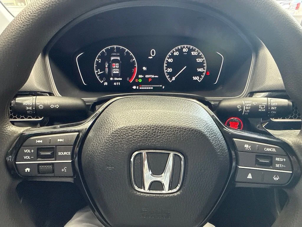 Used 2023 White Honda LX image 25