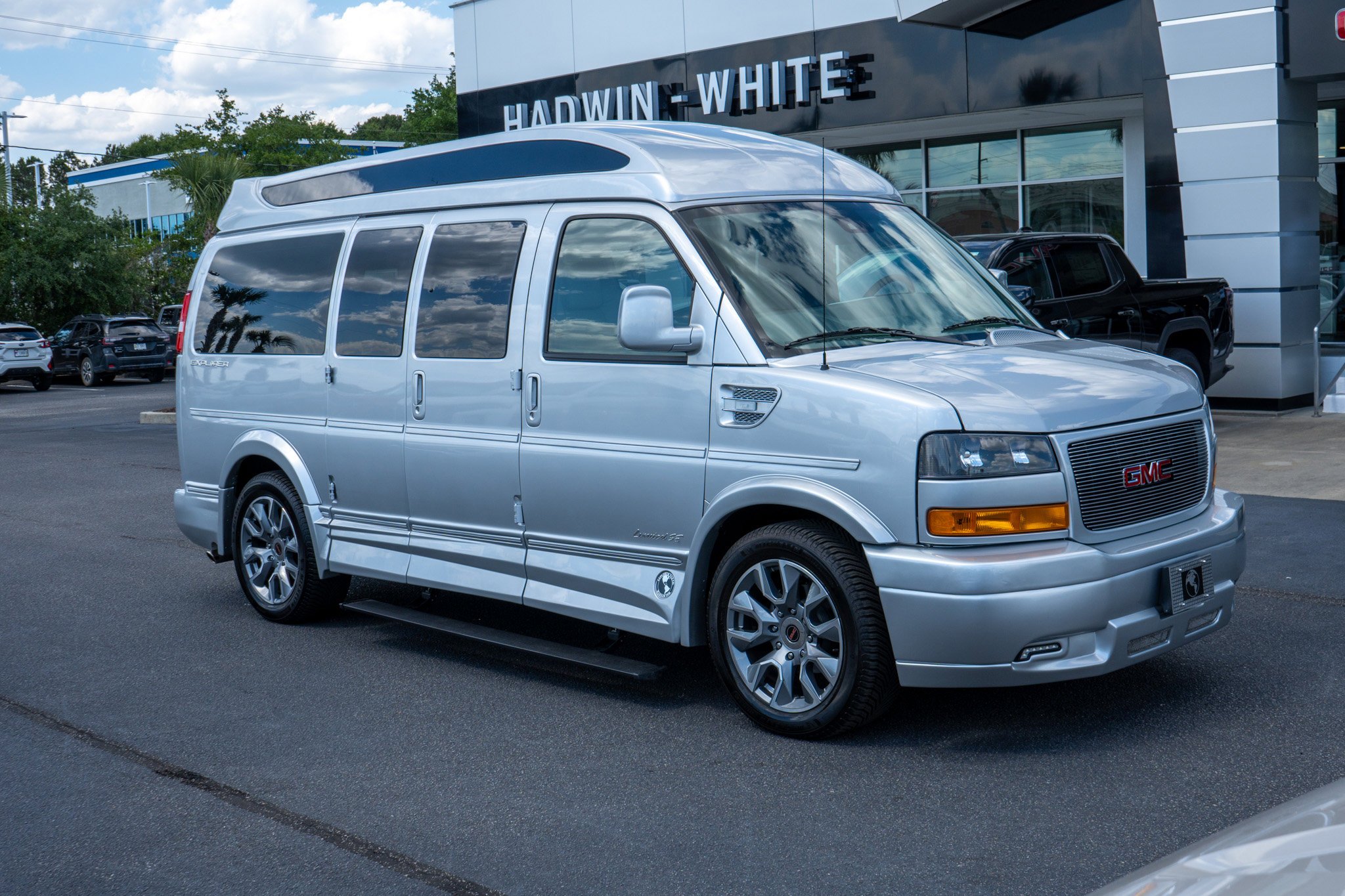 2026 GMC Savana 2500's photo