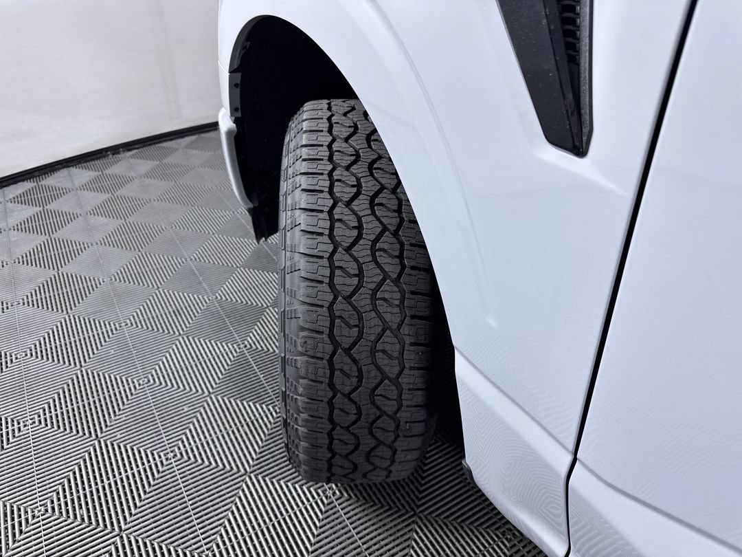 New 2026 Avalanche Ford XLT image 29