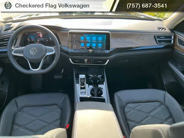New 2026 Black Volkswagen 2.0T SE w/Technology image 44