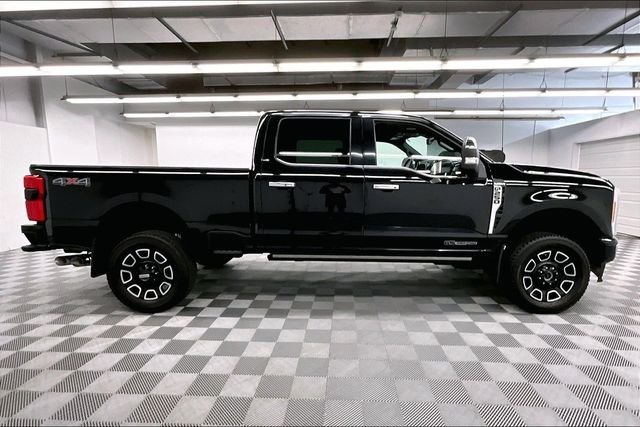2023 Ford F-250 Super Duty Platinum - Photo 14