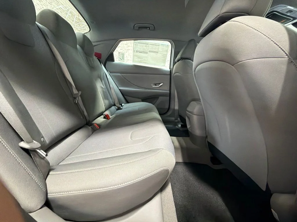 New 2026 Amazon Gray Hyundai SE image 12