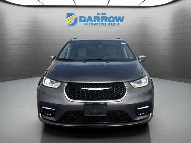 Used 2021 Gray Chrysler Limited image 8