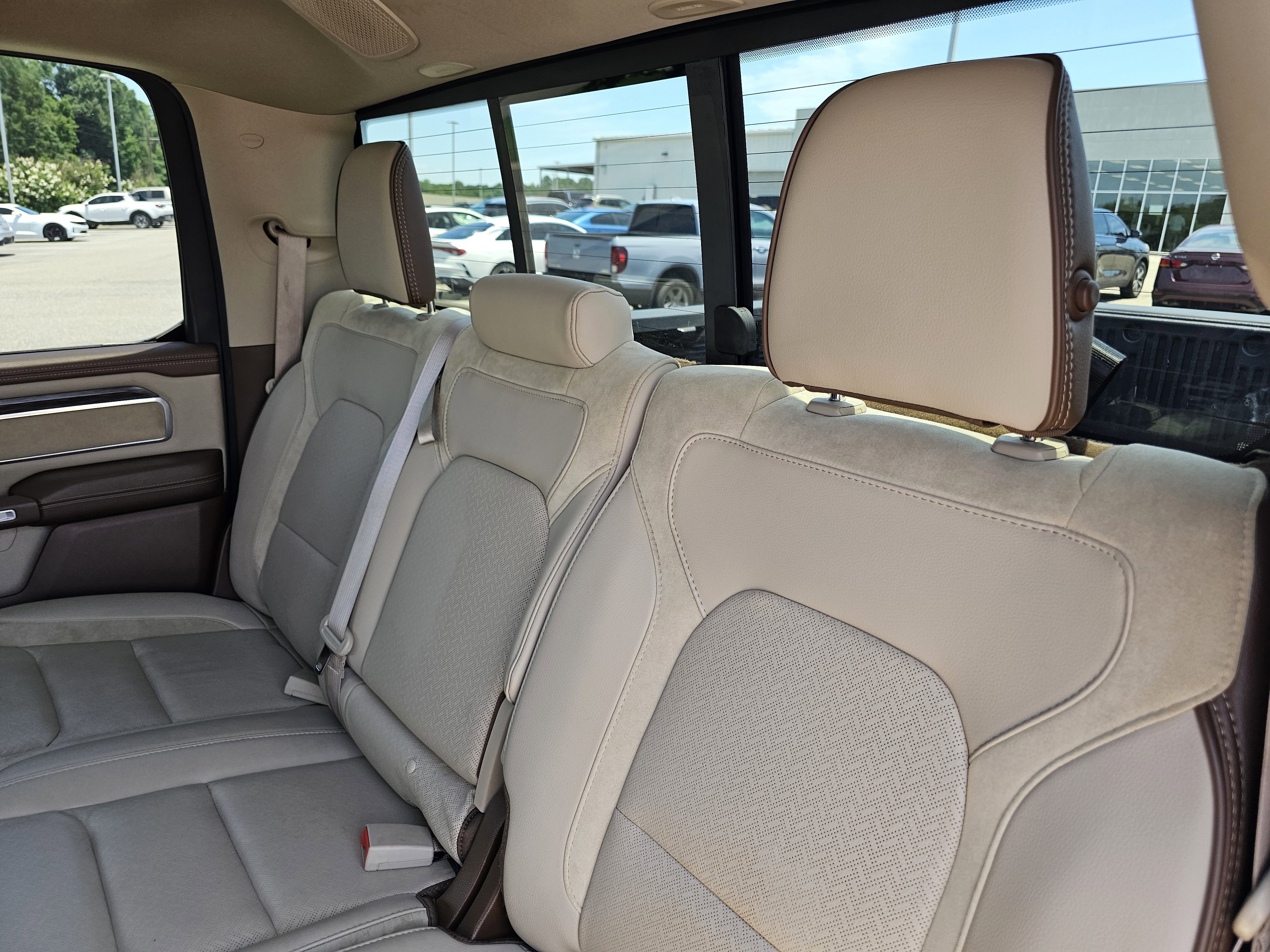Used 2020 Delmonico Red Pearlcoat Ram Laramie image 33