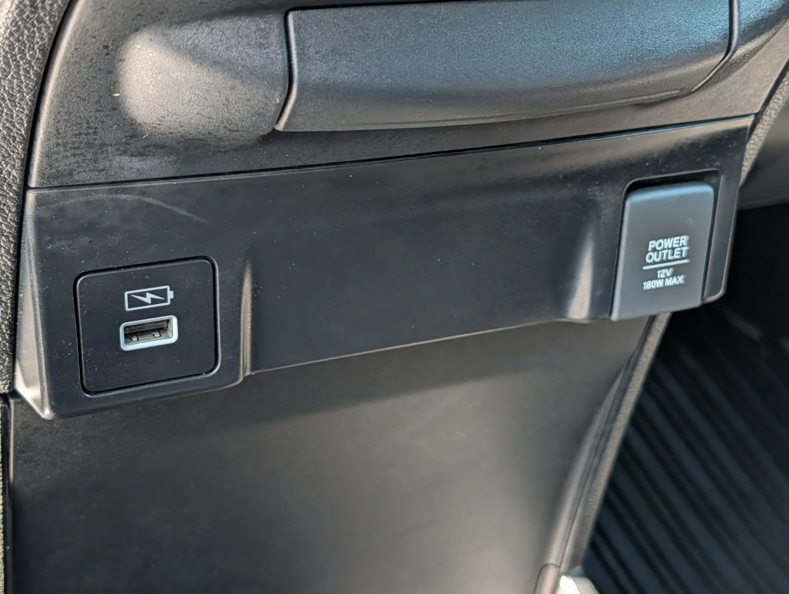 2024 Honda Odyssey EX-L - Photo 12