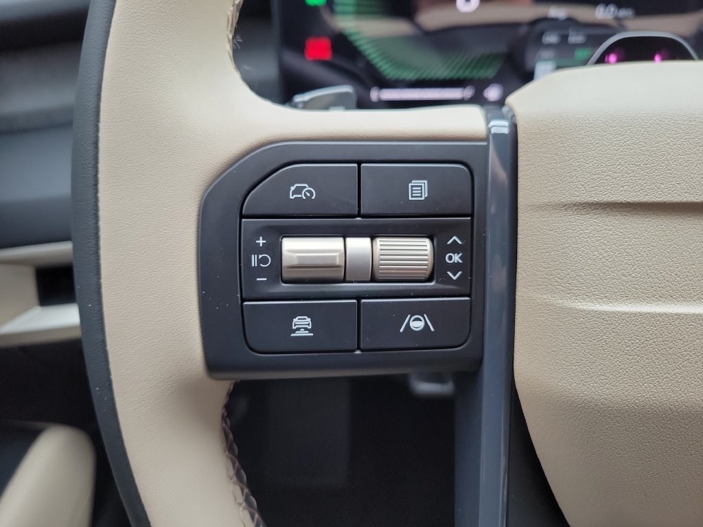 New 2027 Ebony Black Kia EX image 26