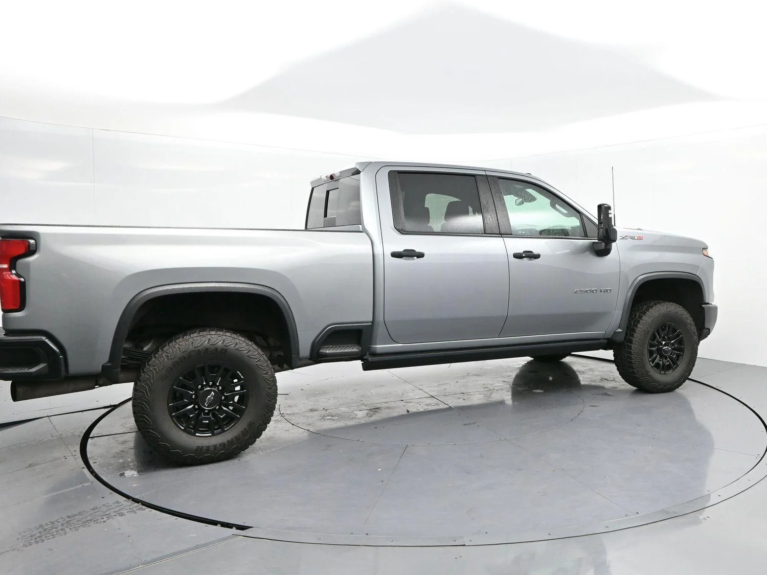 Used 2024 Sterling Gray Metallic Chevrolet ZR2 image 8