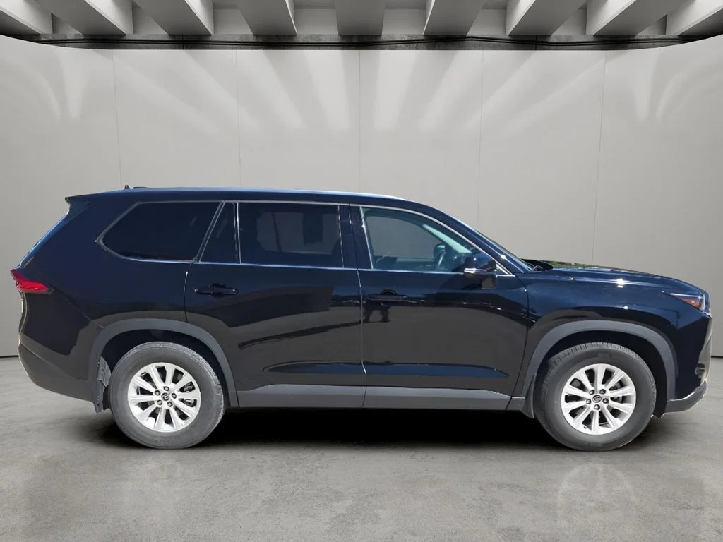 Used 2024 Black Toyota XLE image 6