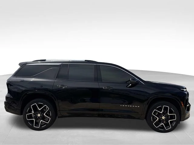 Used 2025 Black Chevrolet High Country image 7