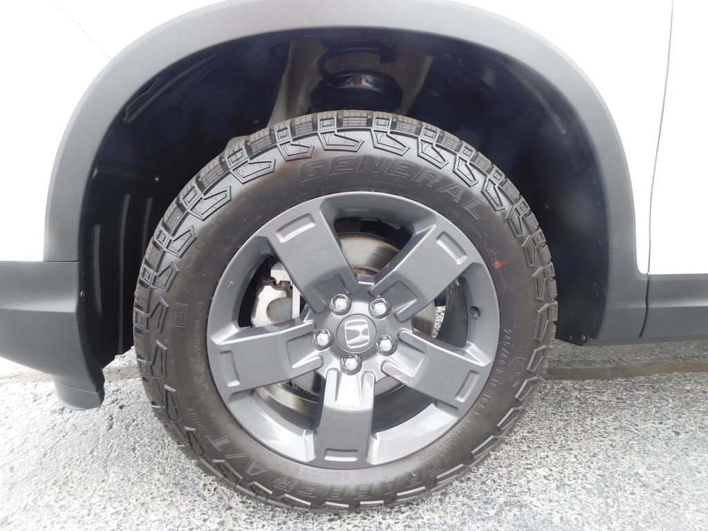 Used 2023 White Honda RTL-E image 14