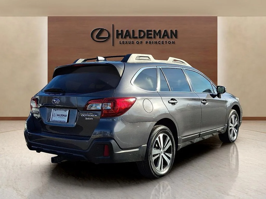 2019 Subaru Outback Limited - Photo 7