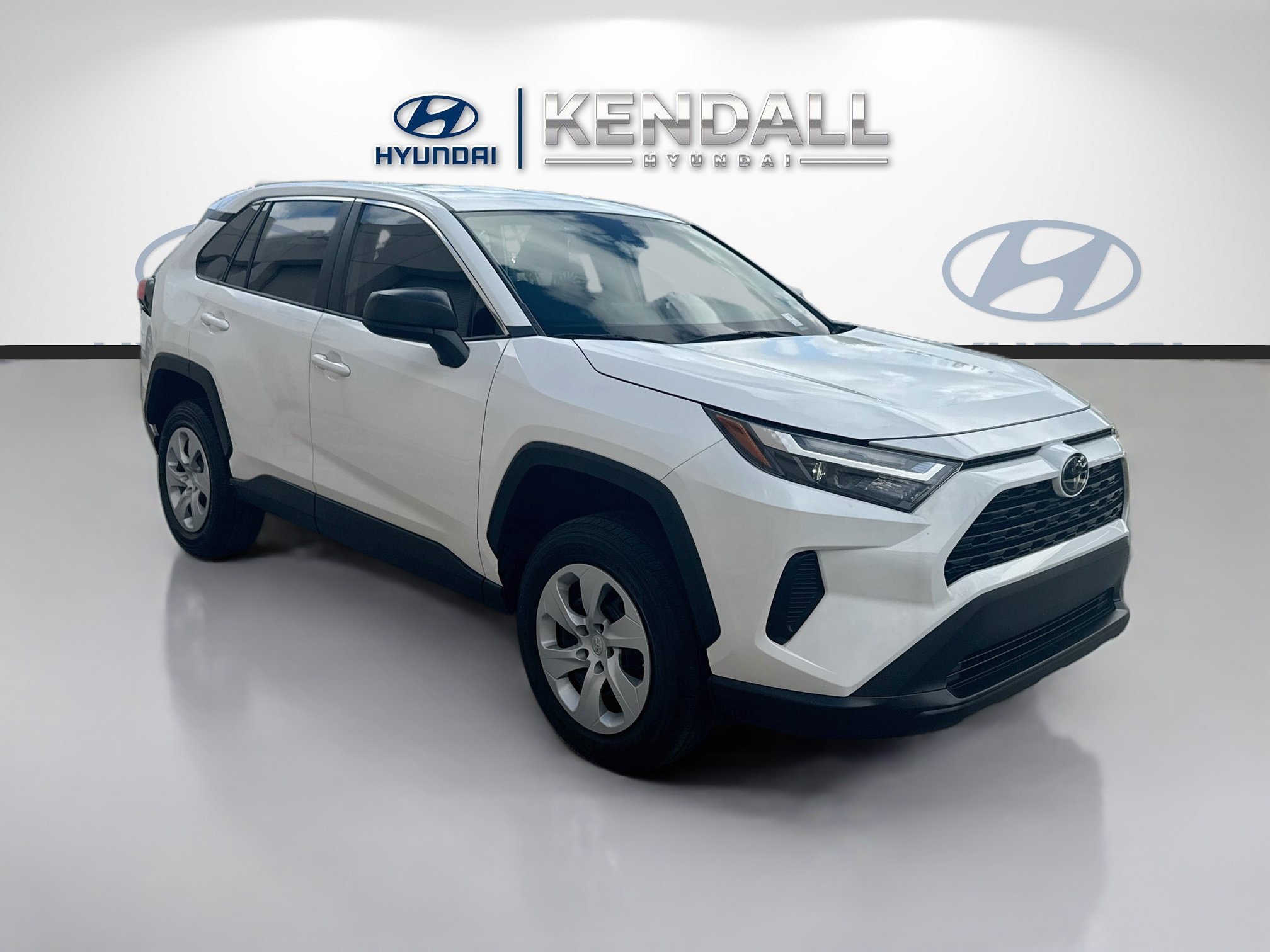 Used 2025 Ice Toyota LE image 1