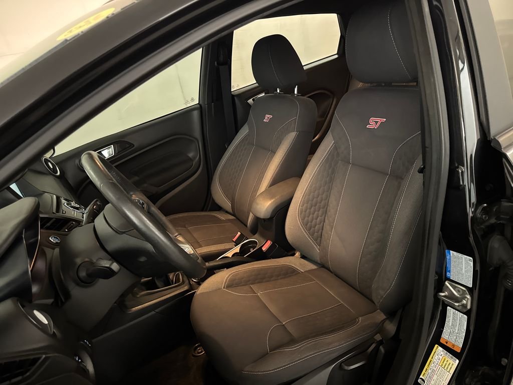Used 2015 Black Ford ST image 17