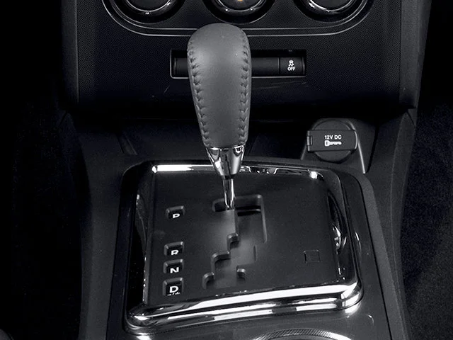 Used 2014 Black Dodge SXT image 13