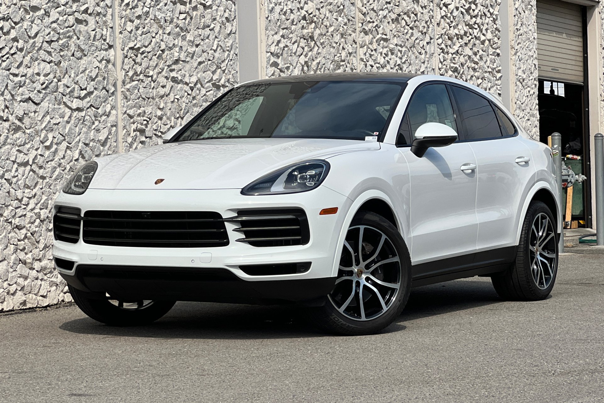 2023 Porsche Cayenne Coupe