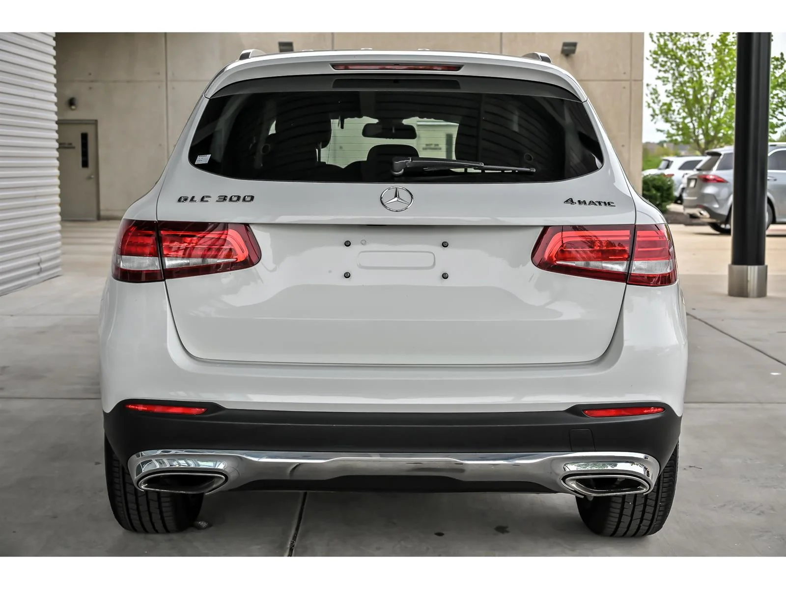 Used 2016 White Mercedes-Benz GLC 300 4MATIC® image 7