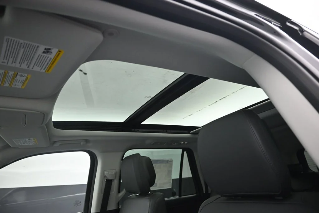 New 2027 Agate Black Metallic Ford Active image 11