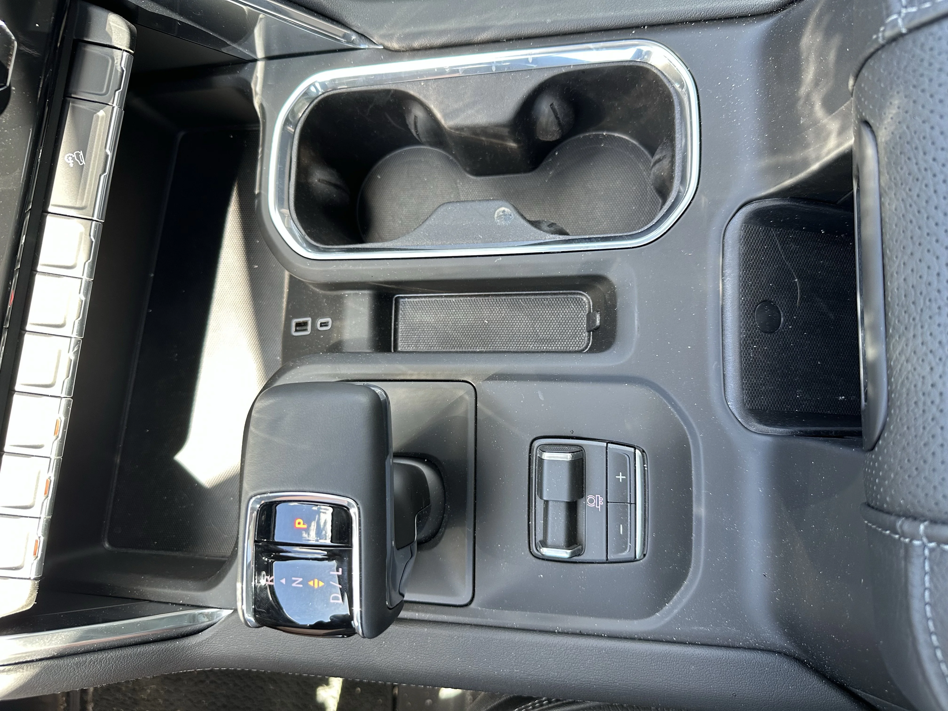 New 2026 Glacier White Tricoat GMC Denali image 17