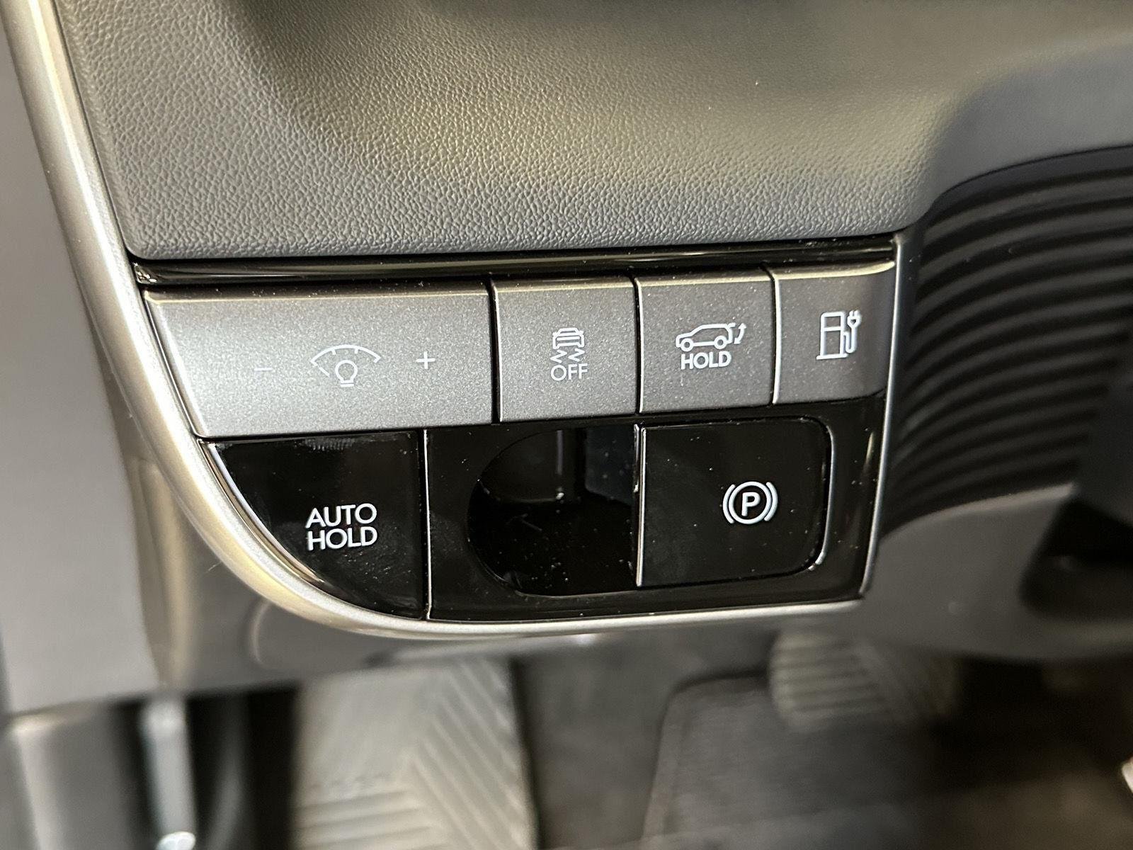 New 2026 Cyber Gray Hyundai SEL image 27