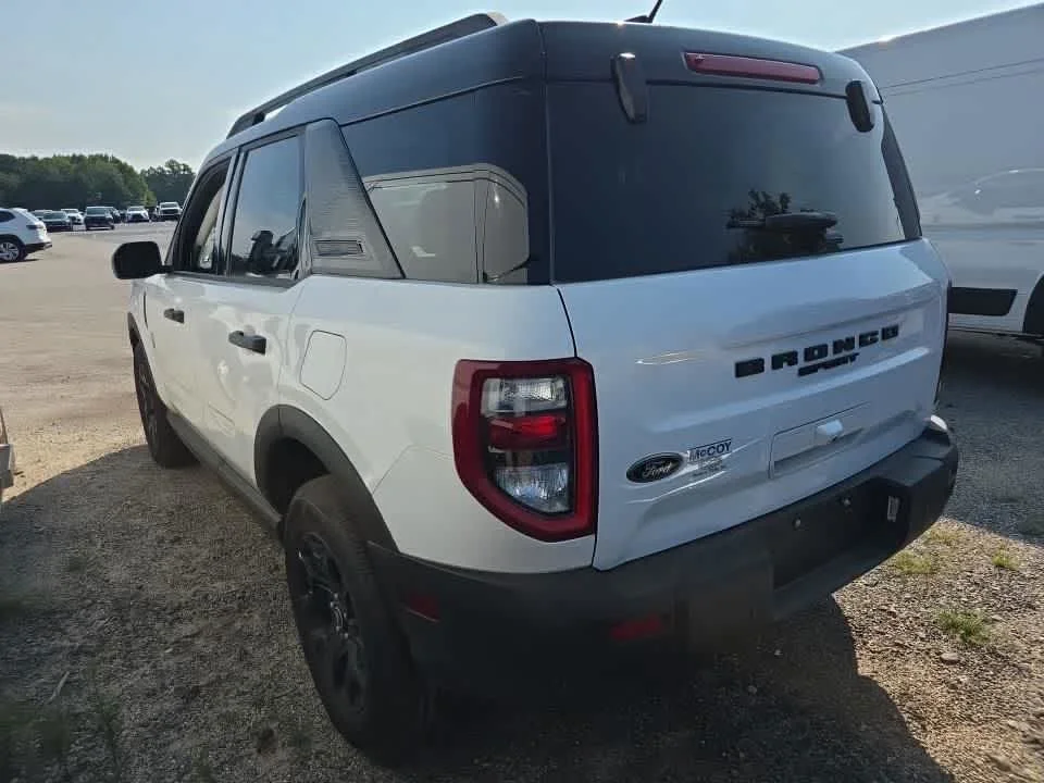 Used 2025 Oxford White Ford Big Bend image 3