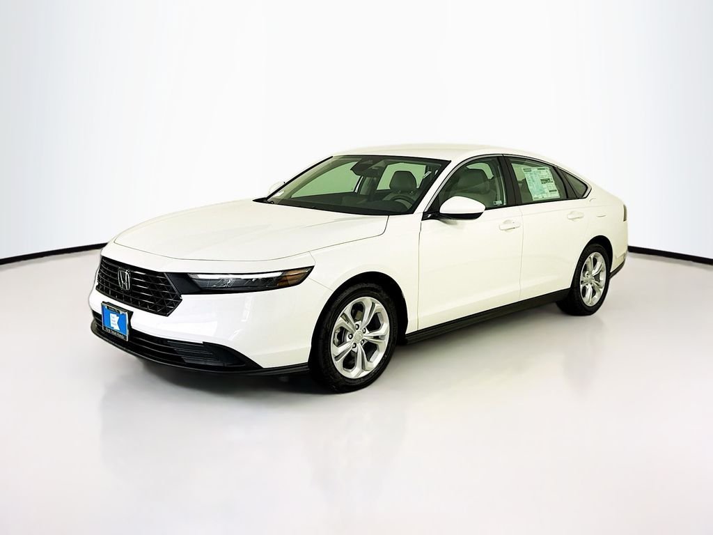 New 2026 Platinum White Pearl Honda LX image 4