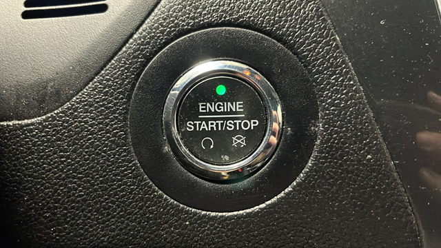 Used 2017 Magnetic Metallic Ford Limited image 22
