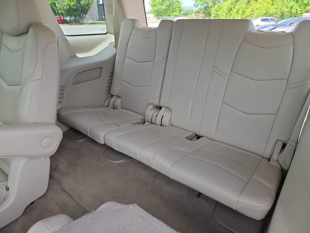 Used 2017 White Cadillac Base image 34