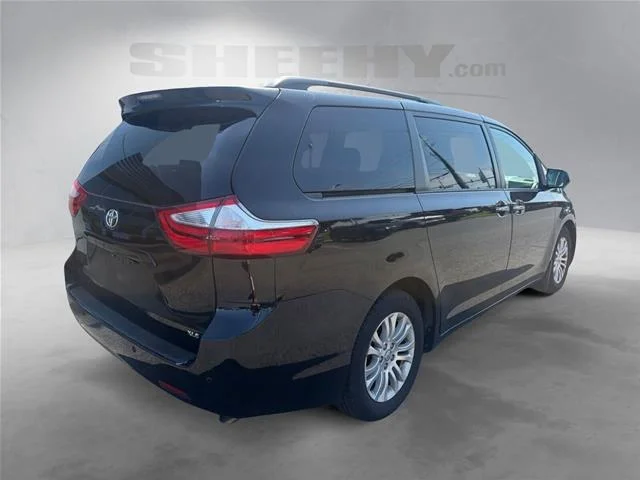 Used 2017 Midnight Black Metallic Toyota  image 13