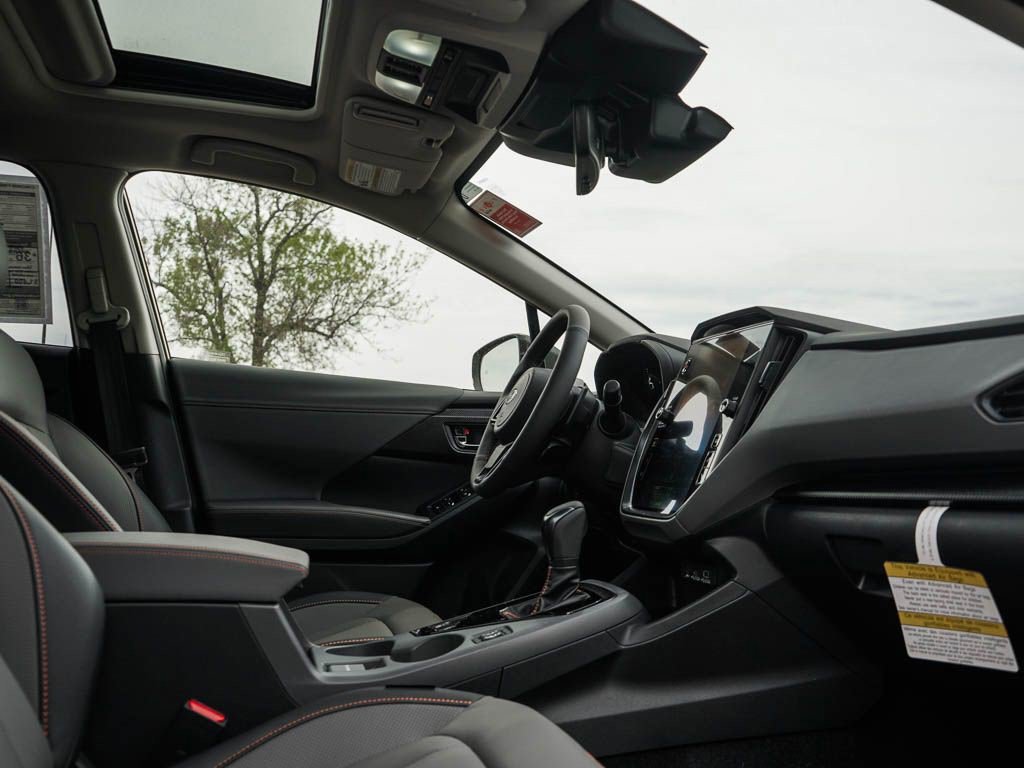 New 2026 CRYSTAL BLACK SILICA Subaru Limited Hybrid image 9