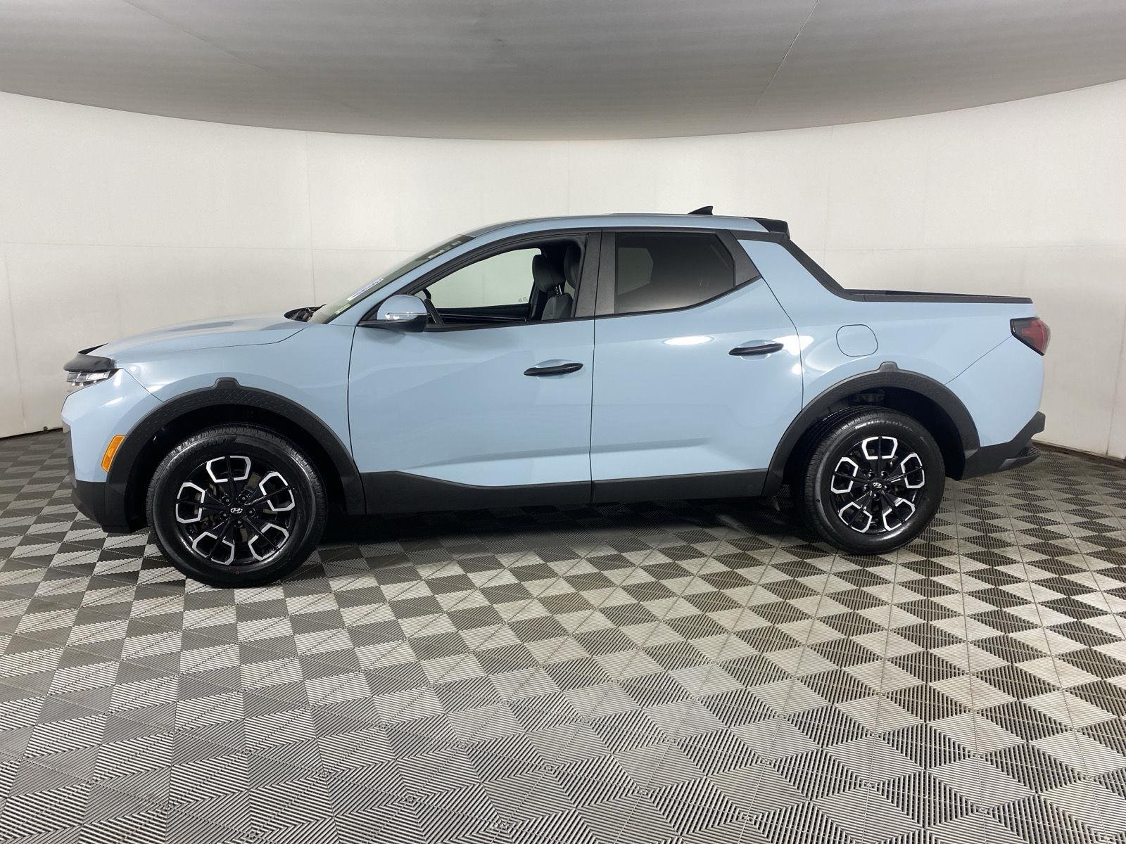 Used 2023 Blue Stone Hyundai SEL image 7