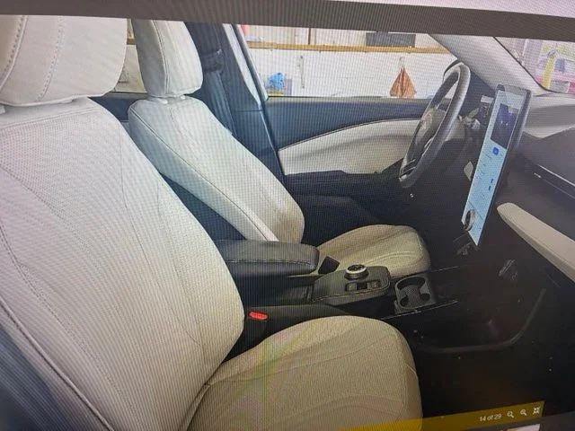 Used 2023 White Ford Premium image 6