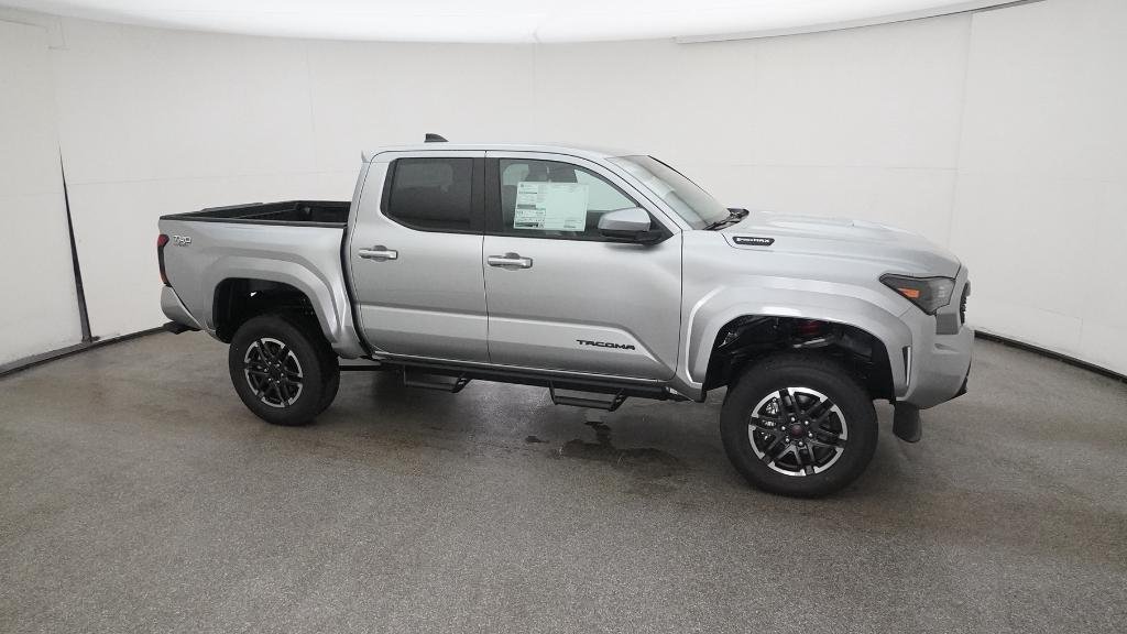 2025 Toyota Tacoma TRD Sport - Photo 16
