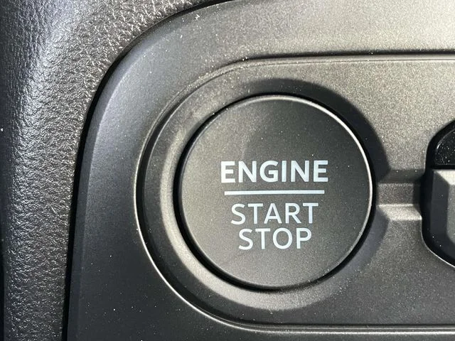 New 2025 Oxford White Ford Badlands® image 5