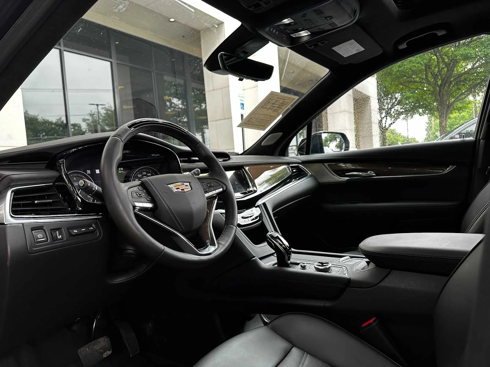Certified Used 2025 Stellar Black Metallic Cadillac Premium Luxury image 8