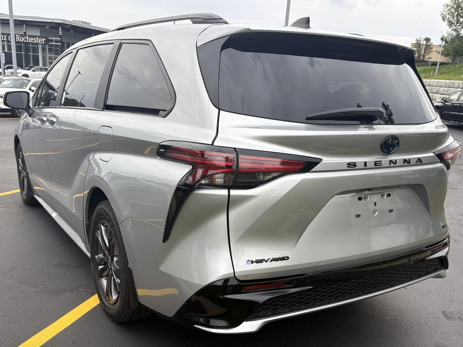 Used 2025 Celestial Silver Metallic Toyota XSE 7-Passenger image 7