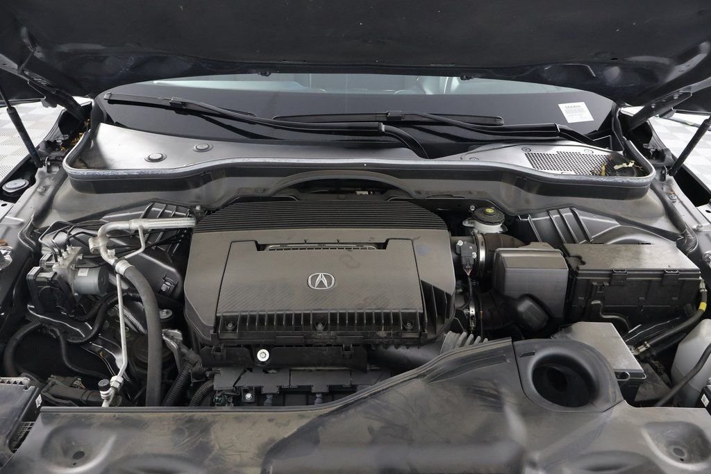 Certified Used 2023 Liquid Carbon Metallic Acura TECH image 15