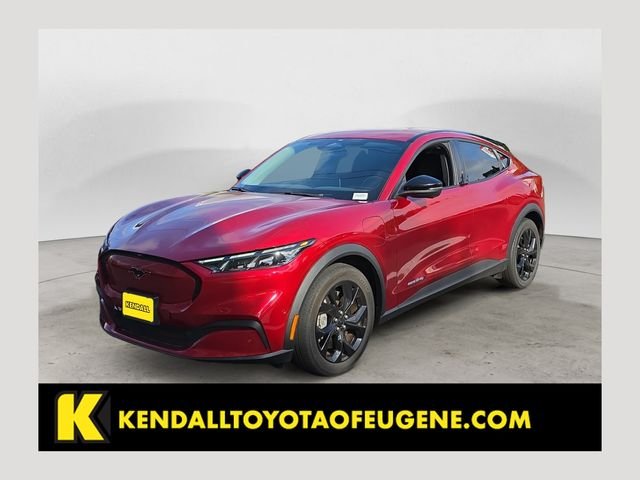 Used 2024 Red Ford Select image 1