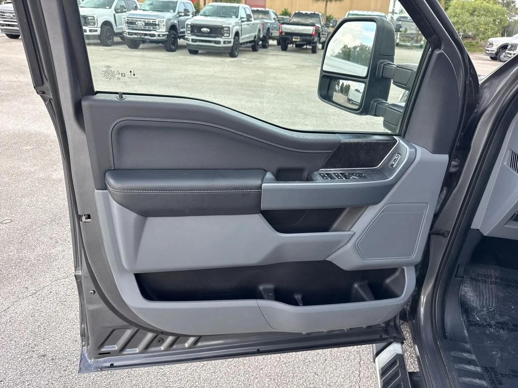 Used 2022 Gray Ford XLT image 12