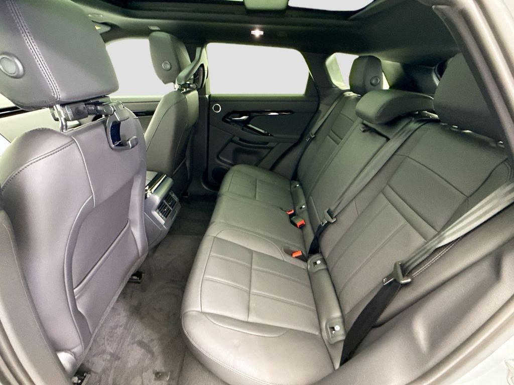 New 2026 Arroios Grey Metallic Land Rover S image 21