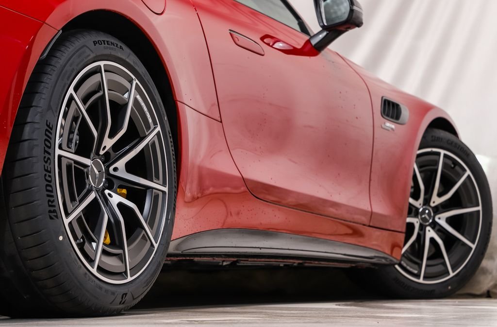 New 2026 MANUFAKTUR Patagonia Red Metallic Mercedes-Benz AMG® GT 43 Coupe image 15