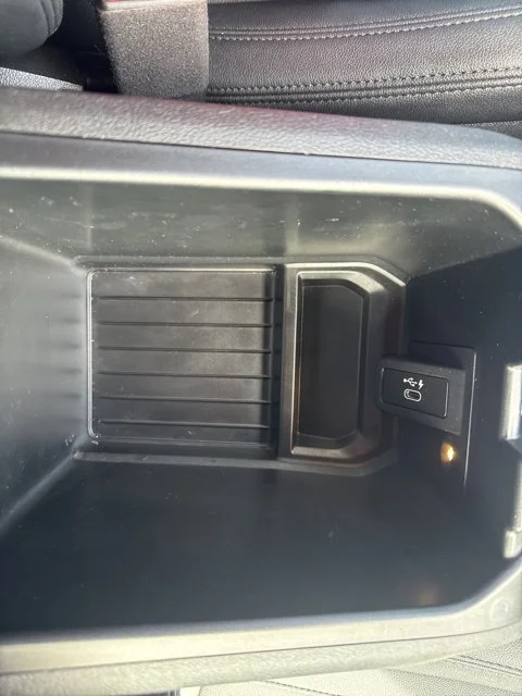 Used 2020 Black BMW xDrive30i image 24