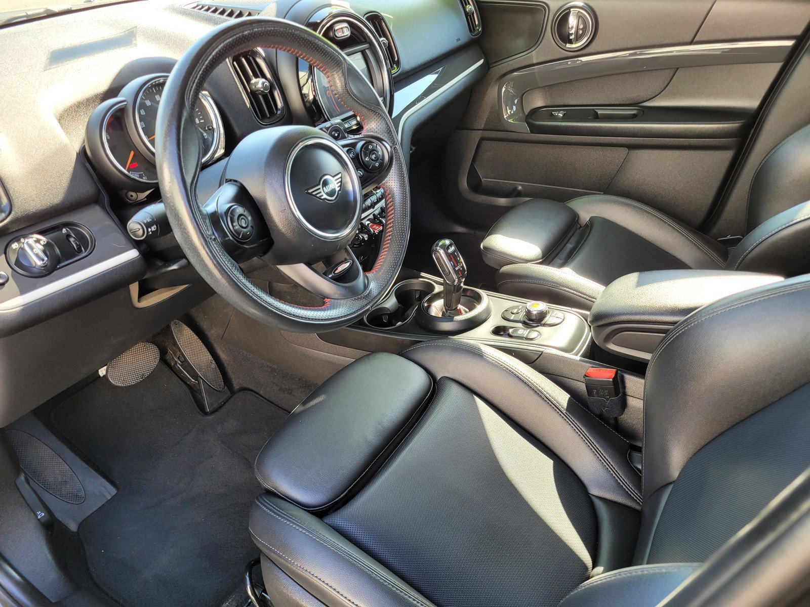 Used 2020  MINI Cooper S image 15
