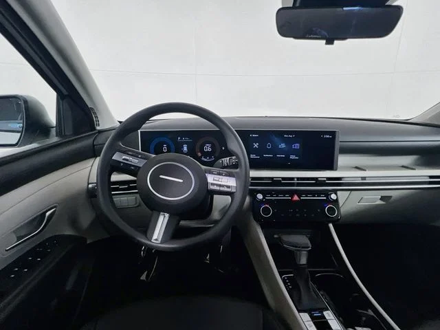 Used 2026 White Pearl Hyundai SEL image 14