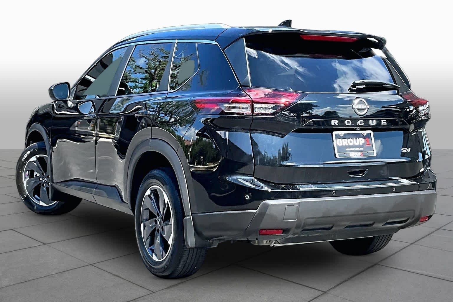 Certified Used 2024 Super Black Nissan SV image 12