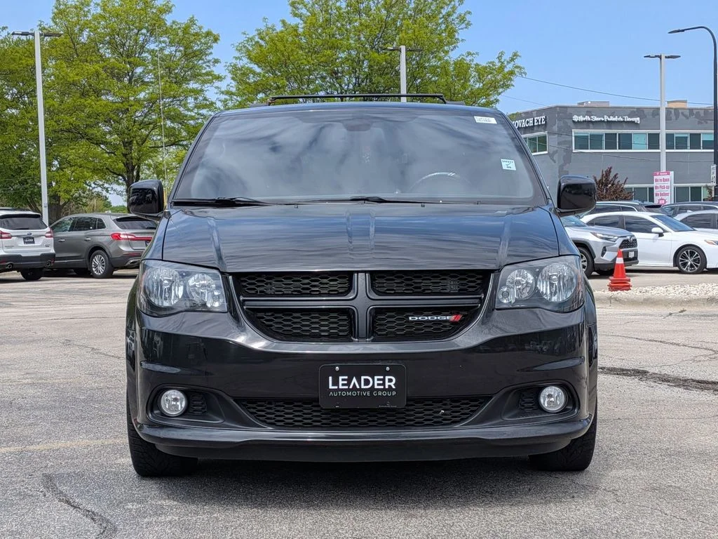 Used 2019 Black Dodge SE image 2