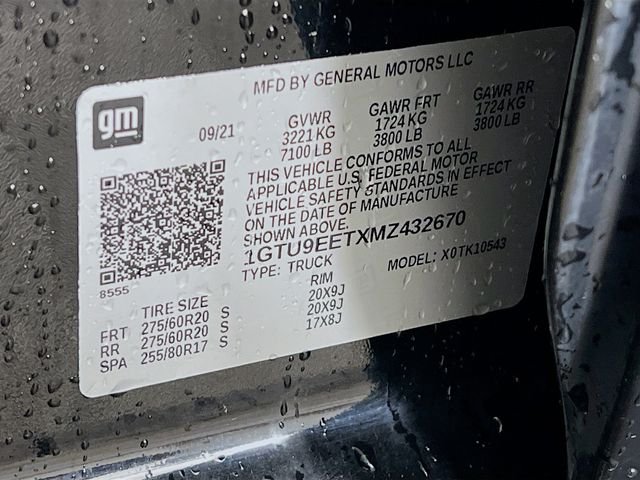 Used 2021 Black GMC AT4 image 28