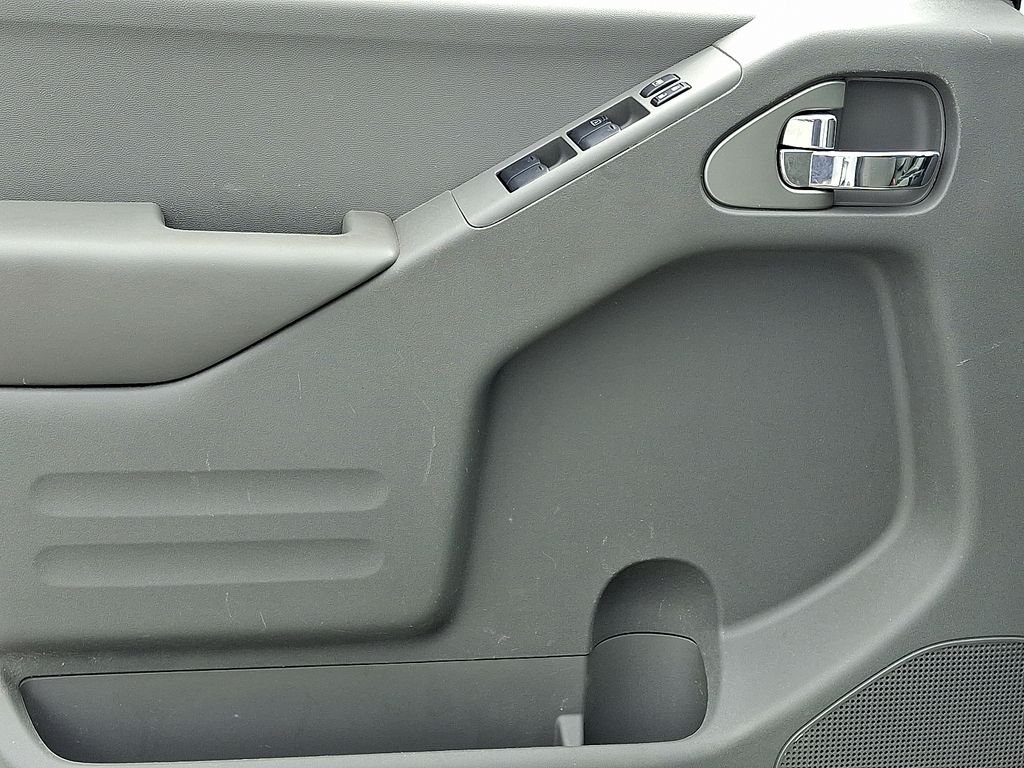 Used 2018 White Nissan SV image 13
