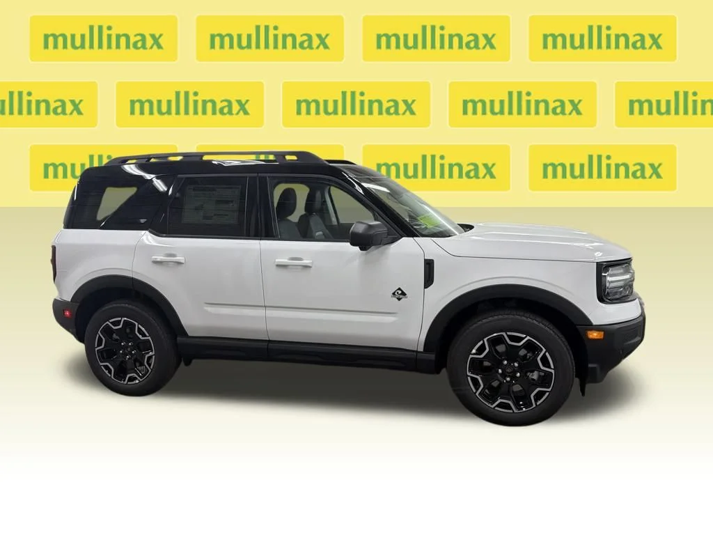 New 2025 White Ford Outer Banks image 2